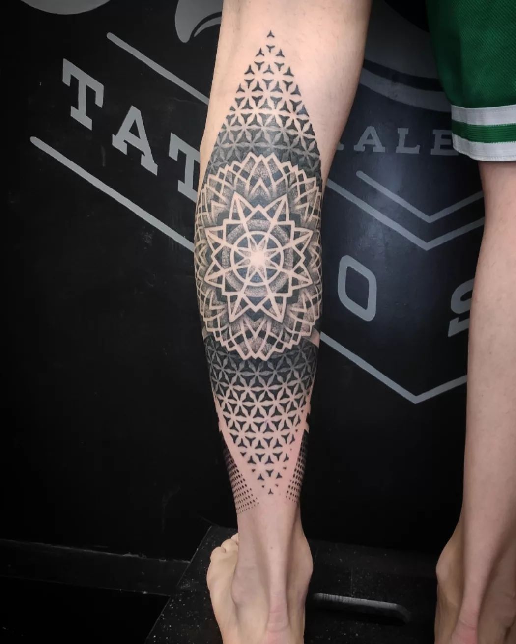 Tatuaje de Mandala Punto a Punto