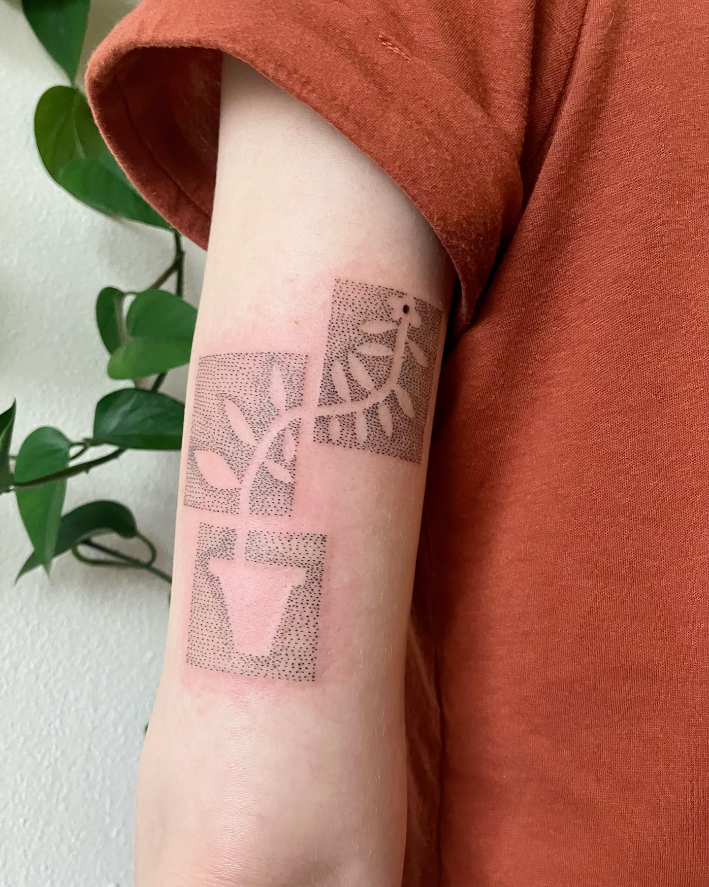 Tatuaje de punto de planta