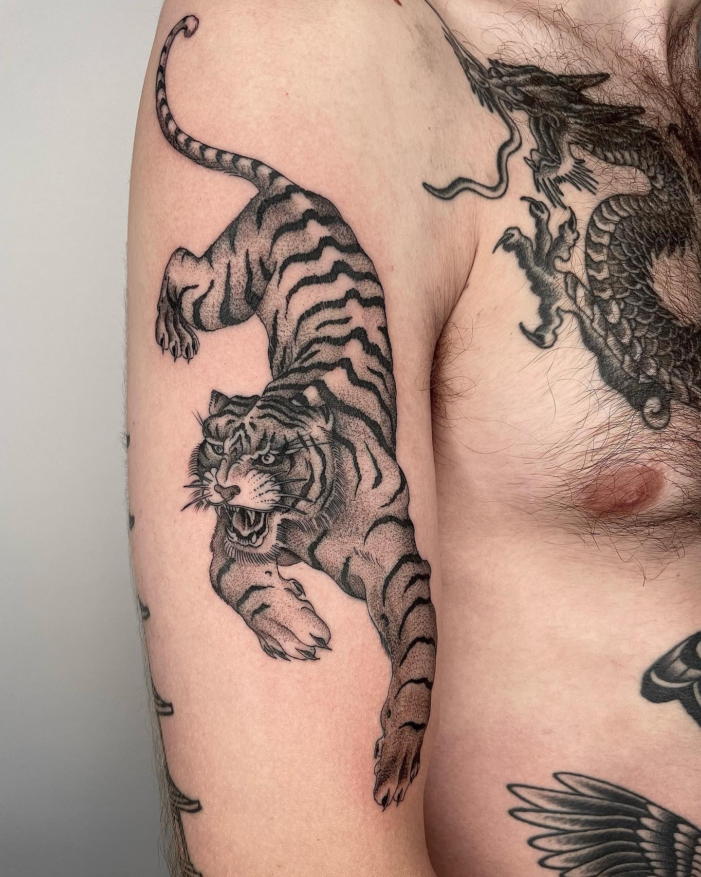 Tatuaje de Tigre en Puntillismo