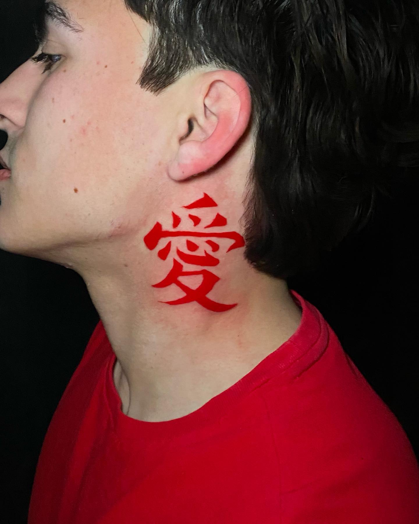 Tatuaje de Gaara Cuello Rojo