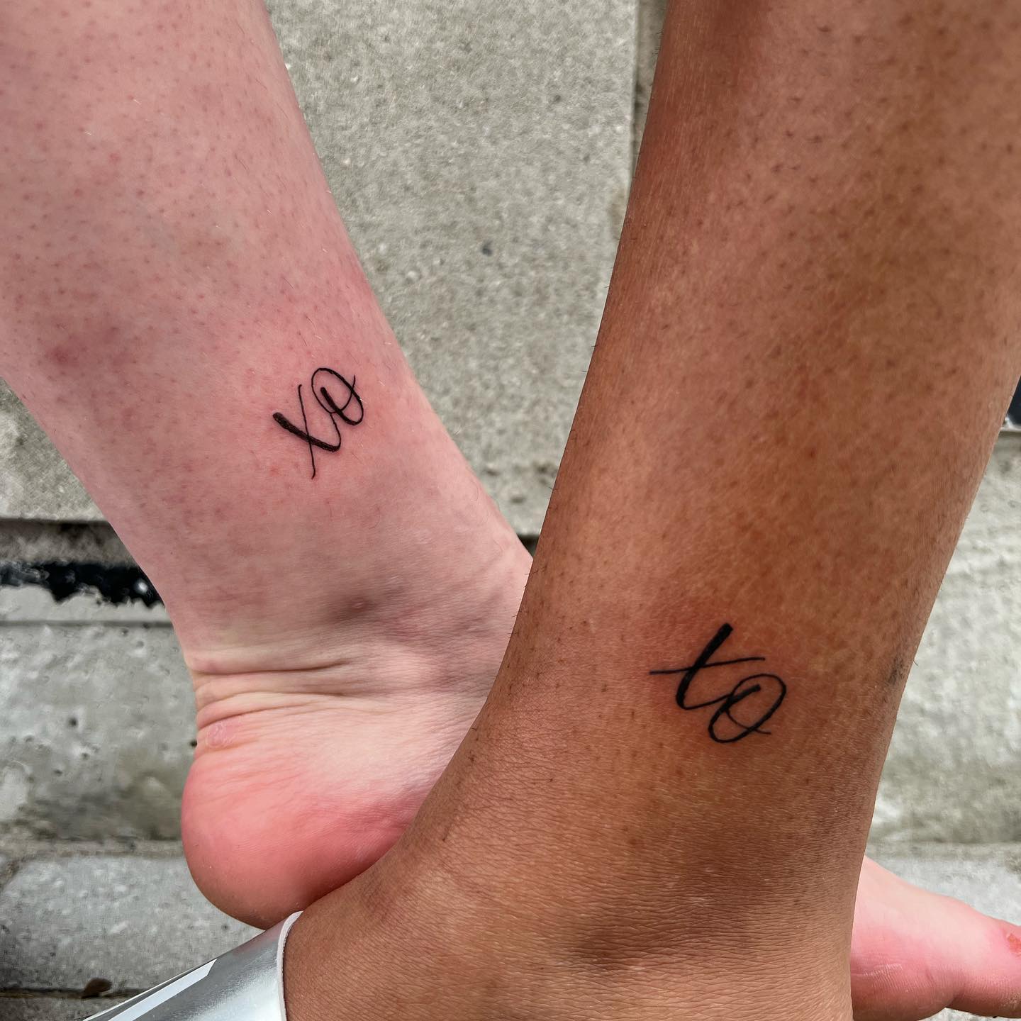 Tatuajes de pareja XO