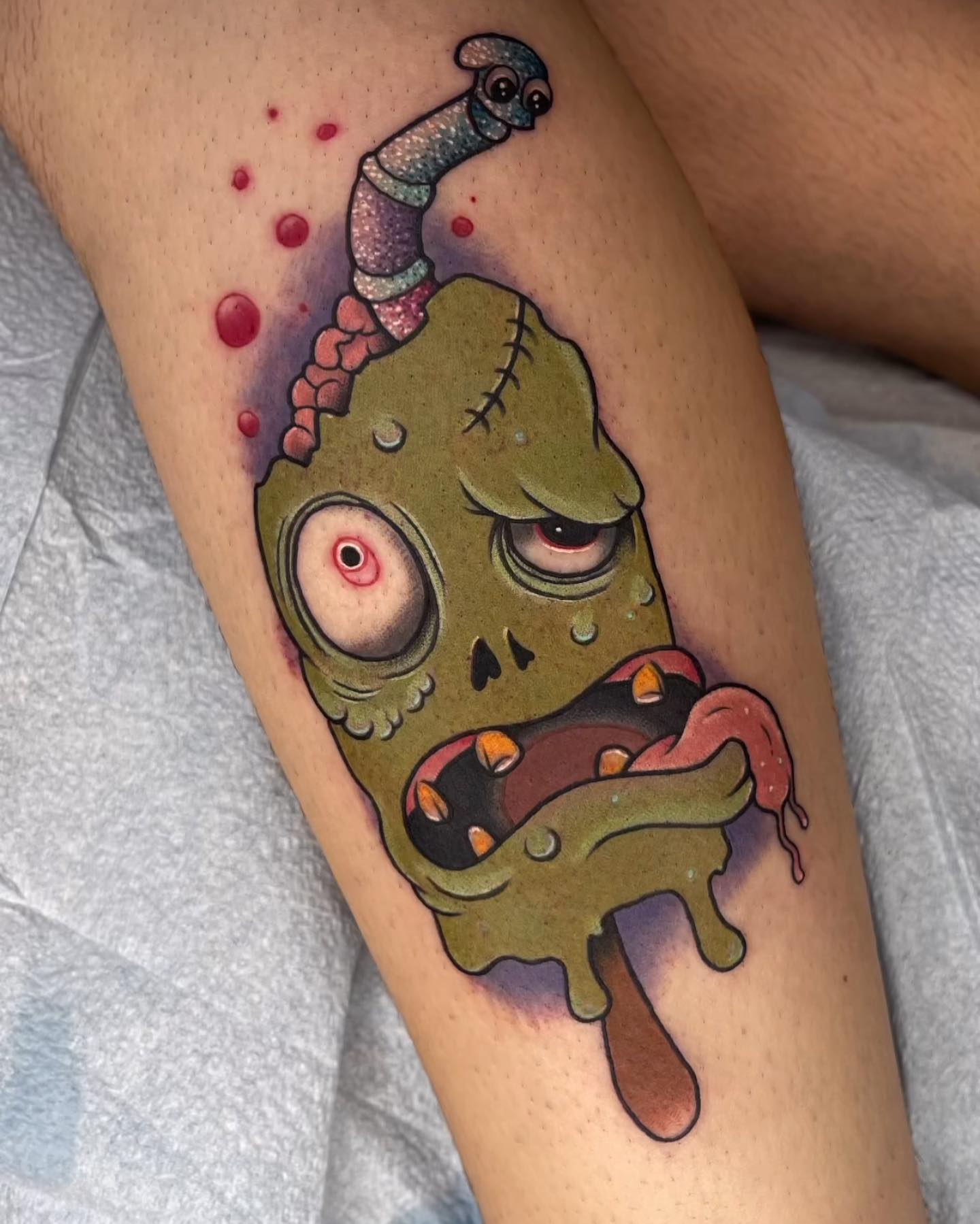 Divertido tatuaje de monstruo