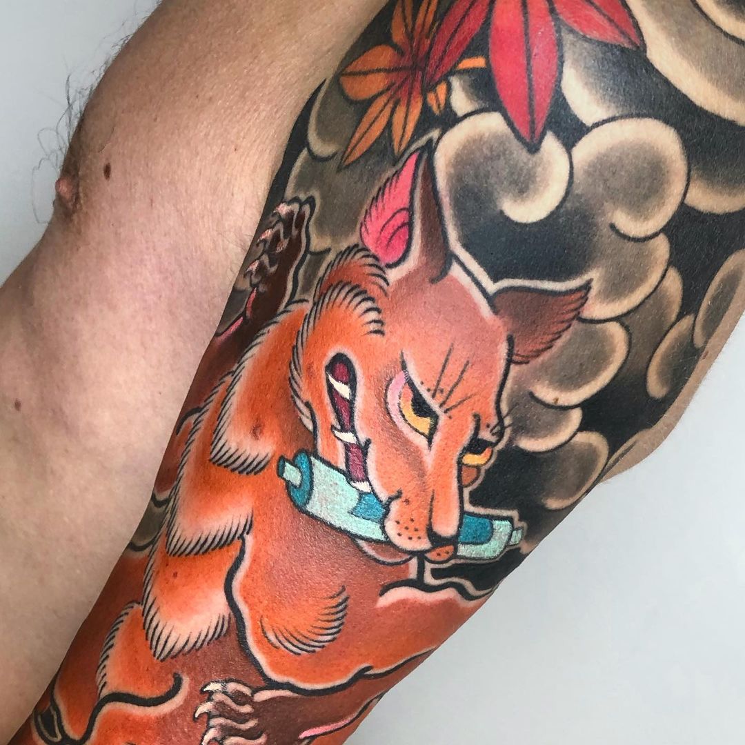 Lado Estómago Tatuaje Kitsune