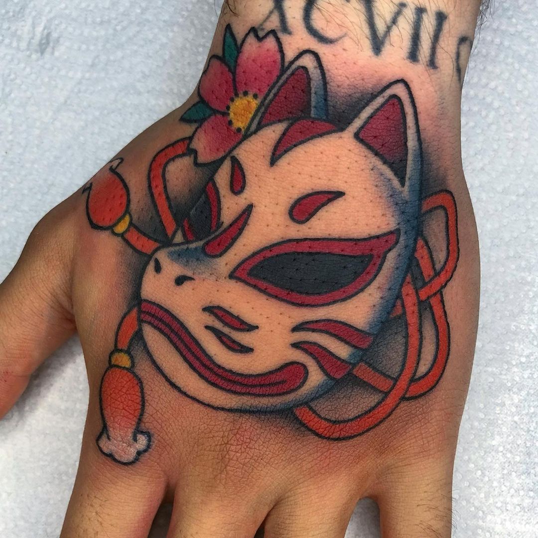 Tatuaje Kitsune del Puño
