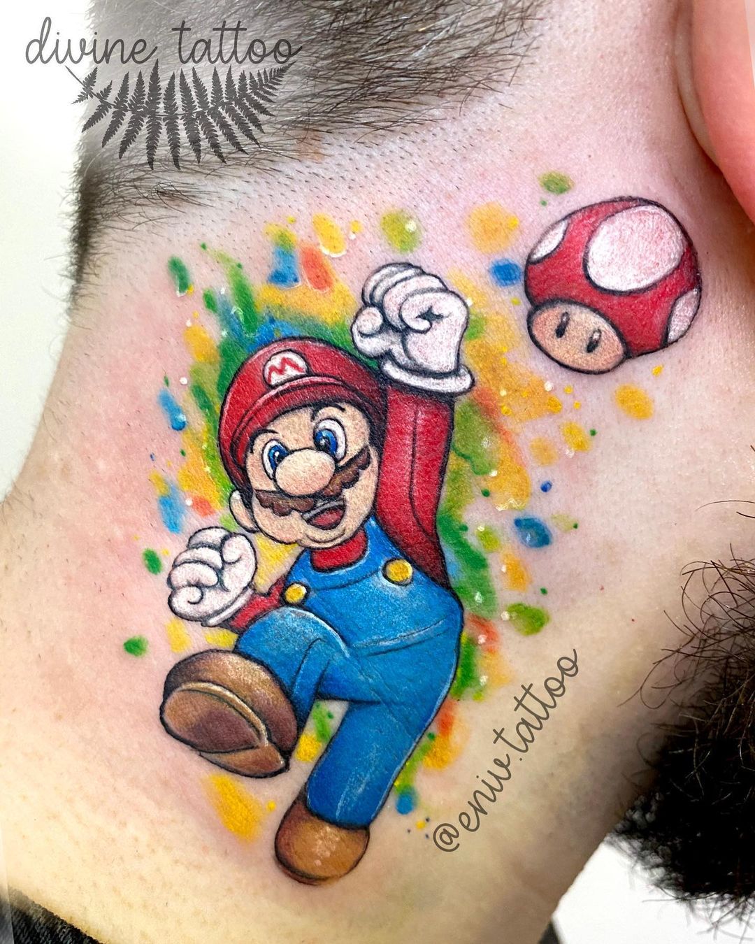 Tatuaje de cuello de Mario para chicos