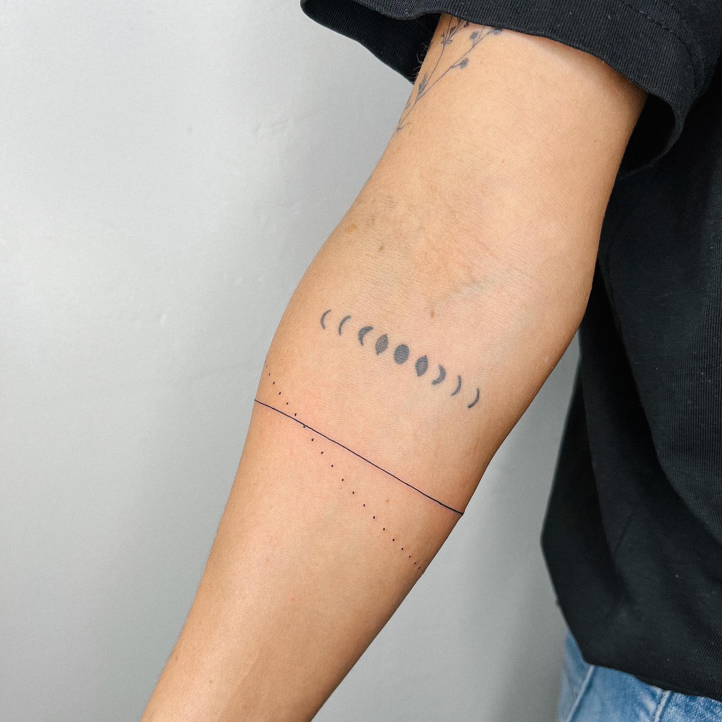 Tatuaje de pulsera Fase lunar