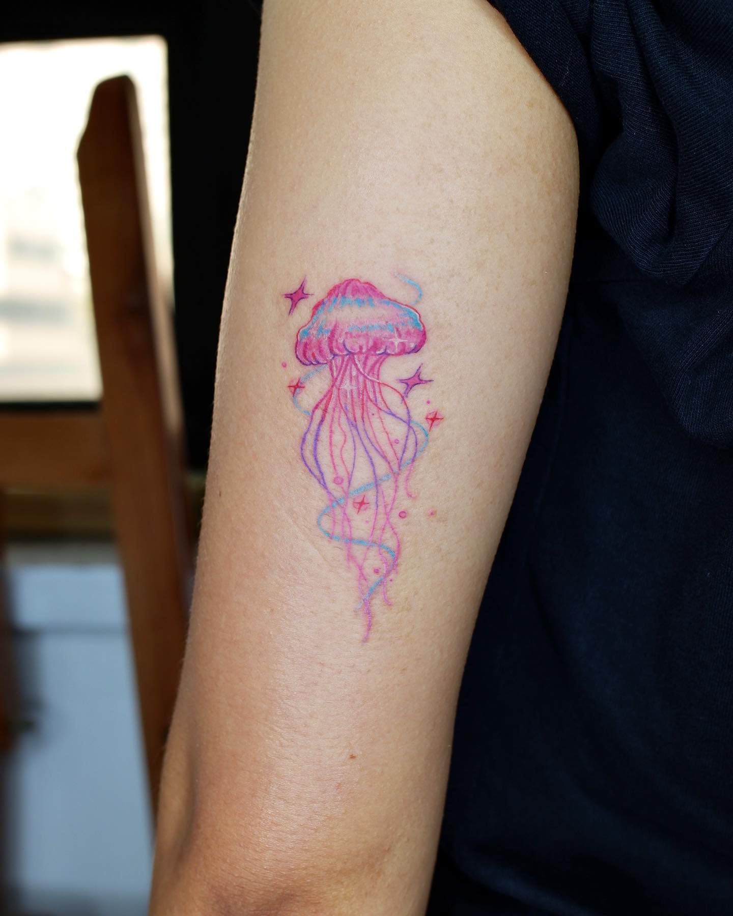 Tatuaje de Medusa Rosa