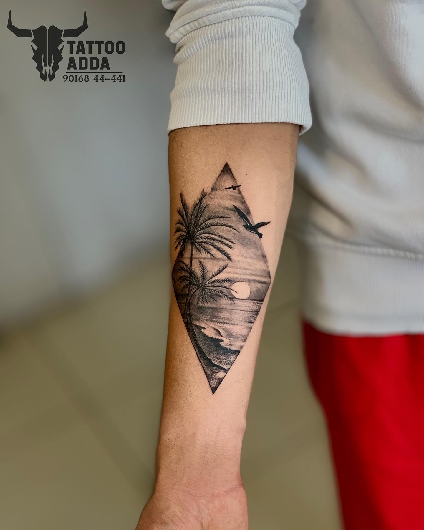 Tatuaje de palmera geométrica