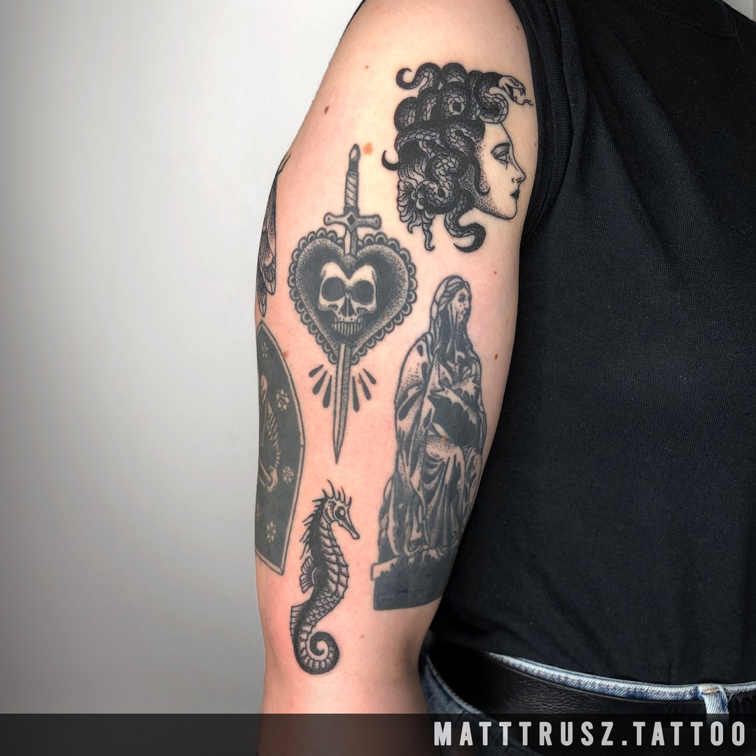 Tatuaje de parches góticos