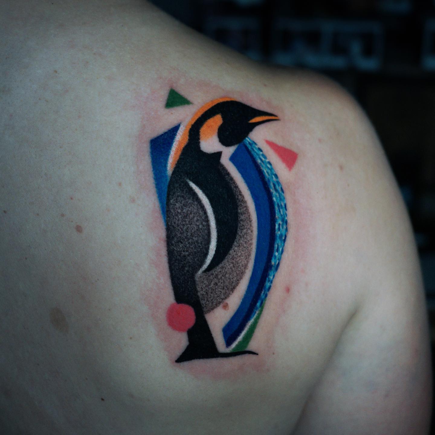 Tatuaje de Pingüino Abstracto