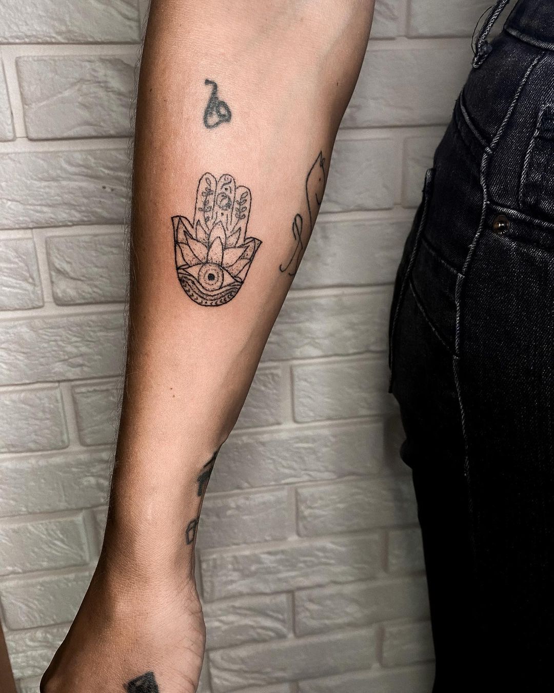 Tatuaje detallado de Hamsa
