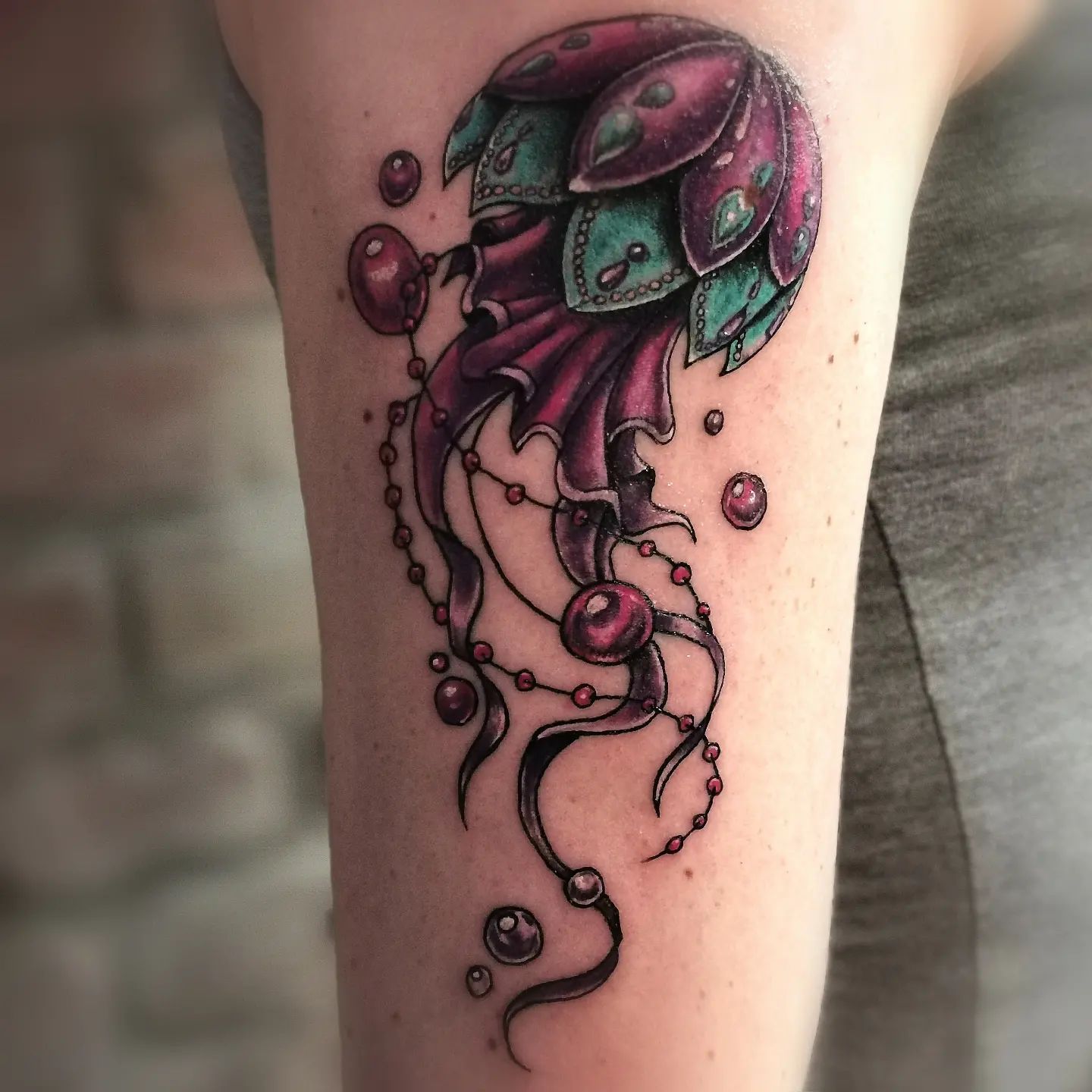 Tatuaje misterioso de medusa