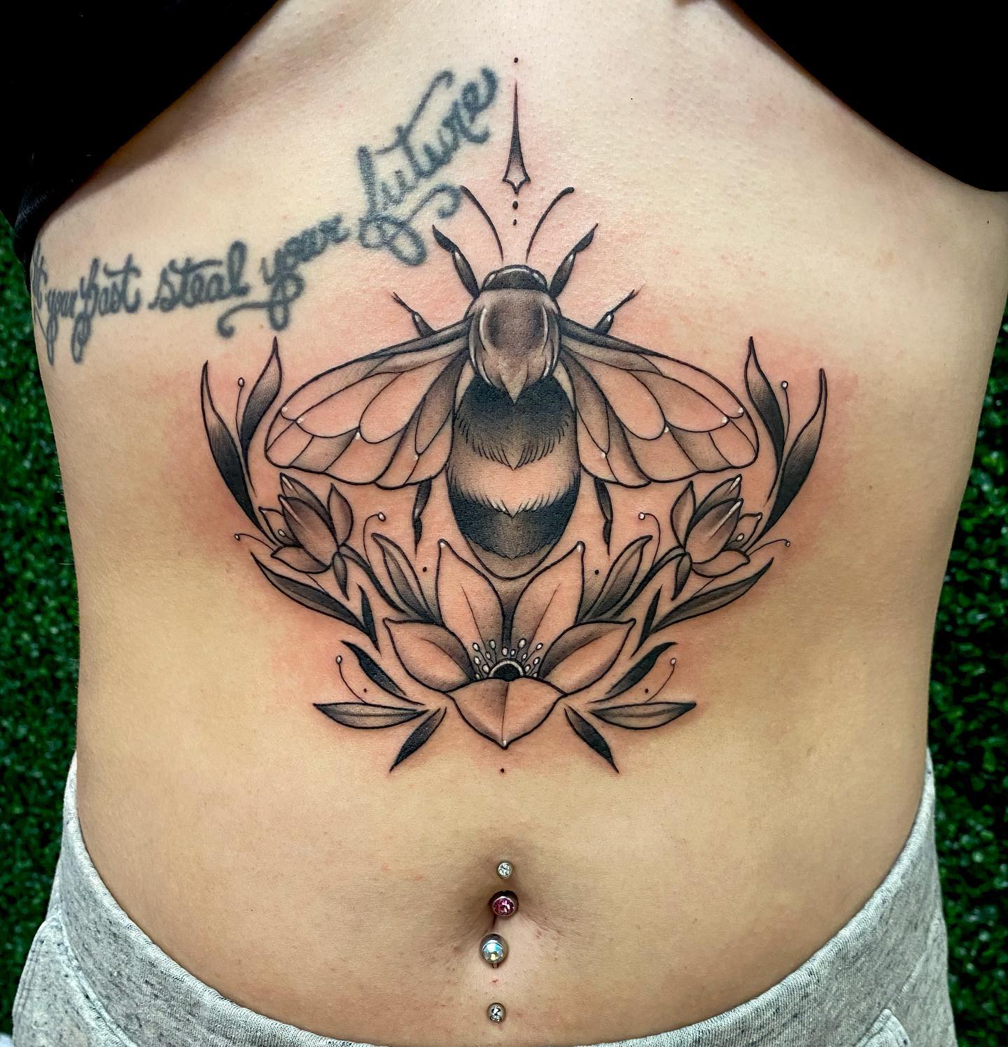 Tatuaje de abeja