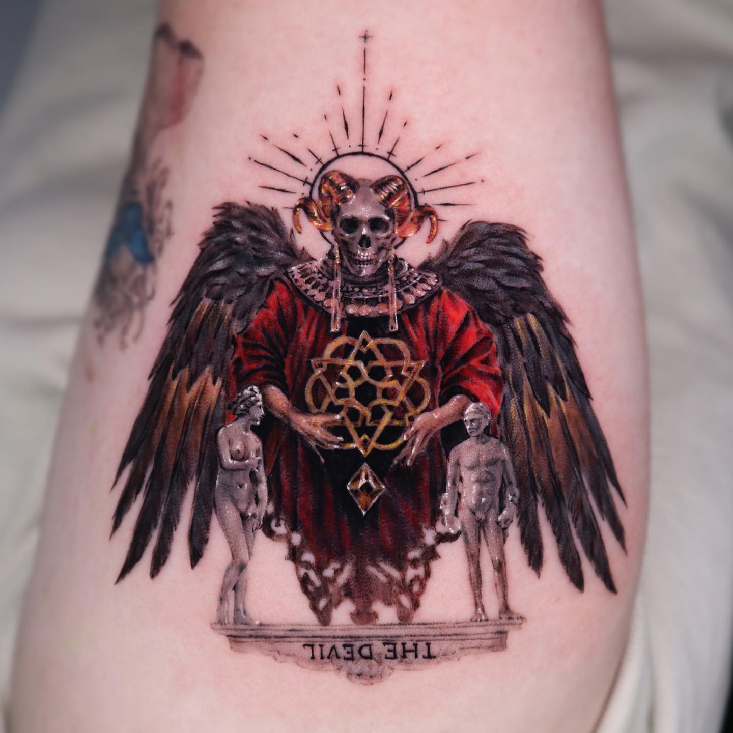 Tatuaje de Ala de la Muerte Aterrador
