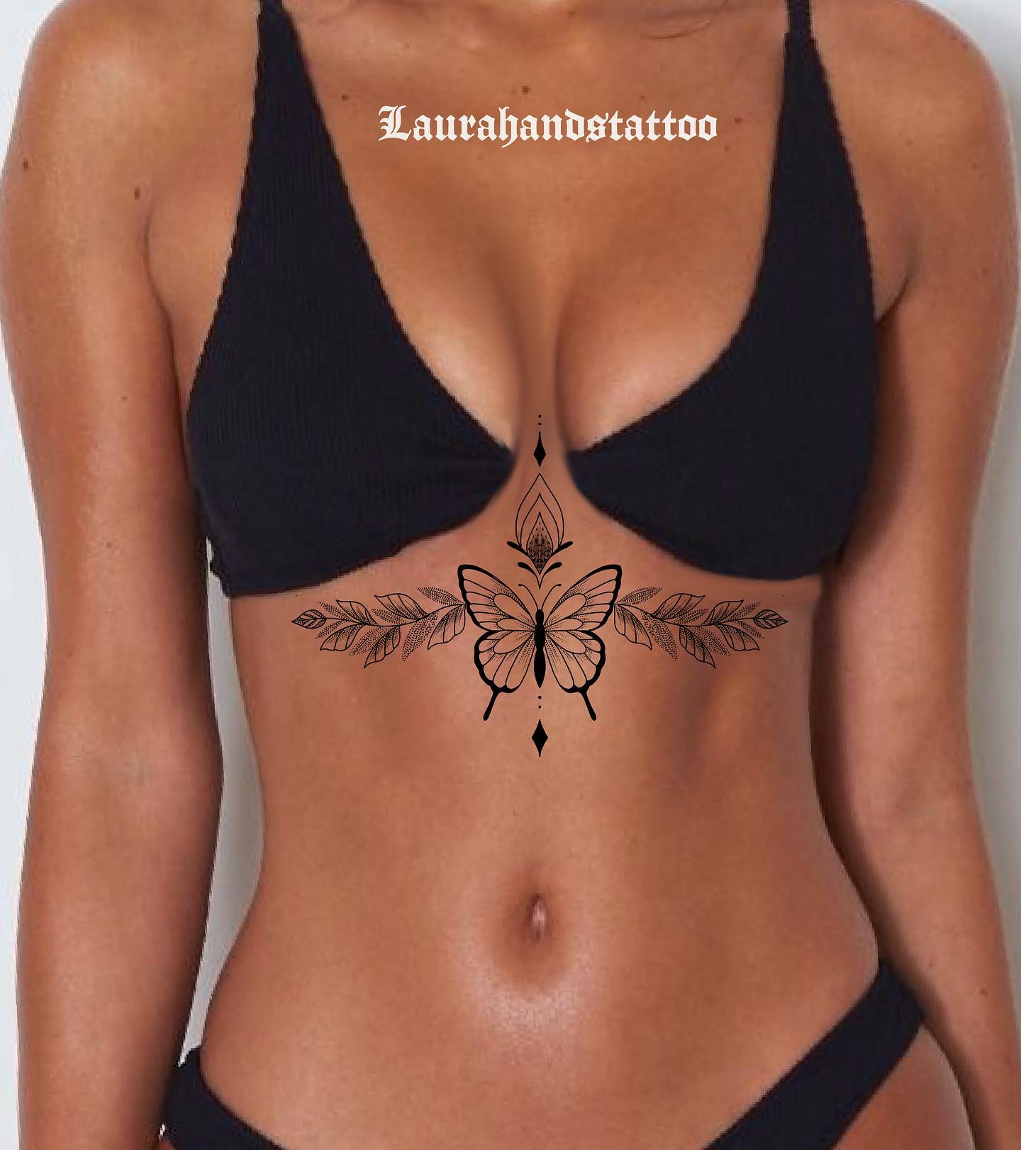 Tatuaje de Mariposa en Tinta Negra