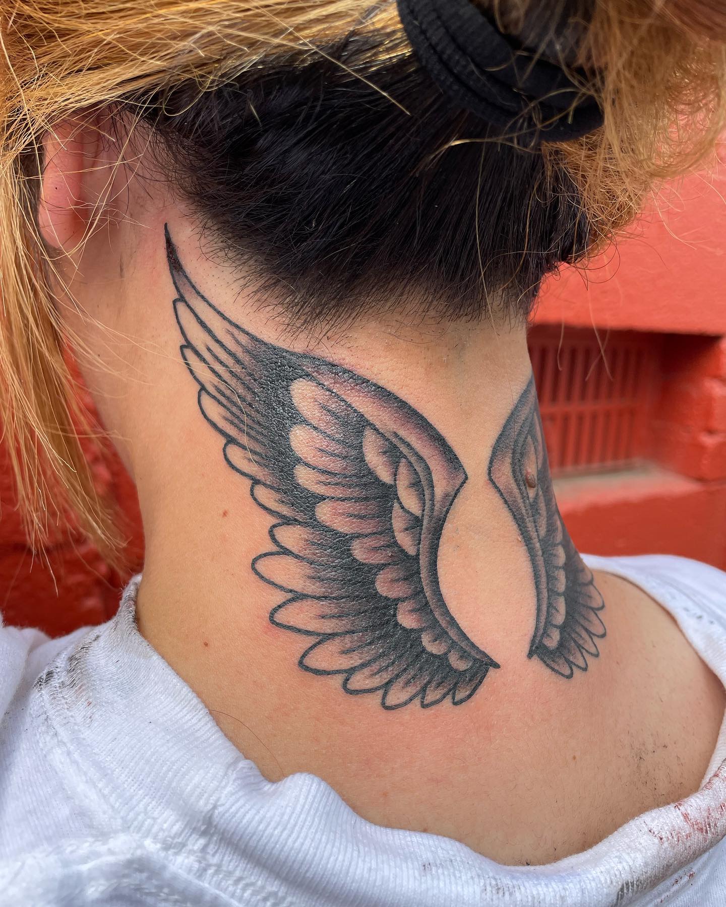 Tatuaje de Mariposa Negra Grande