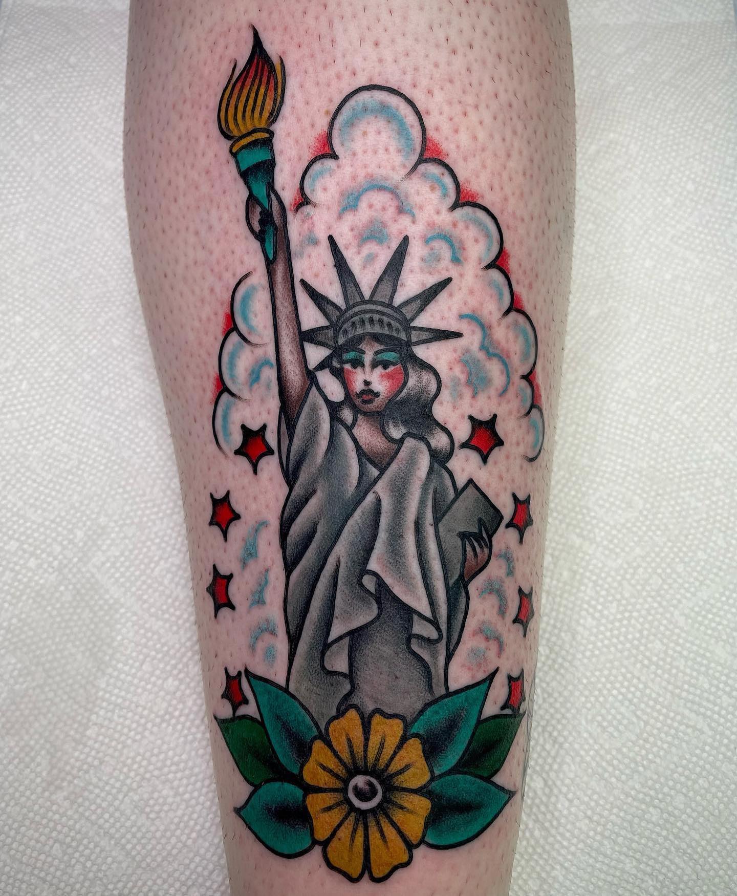 Tatuaje tradicional americano Estatua de la Libertad