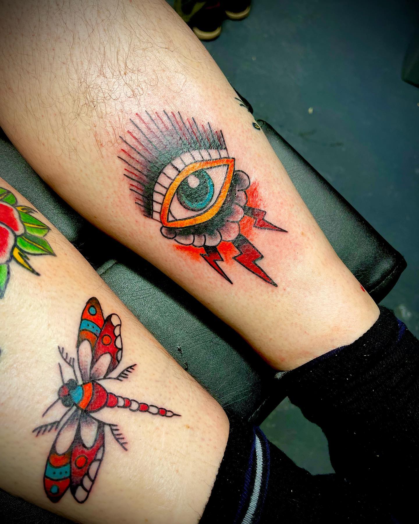 Tatuaje tradicional americano tribal