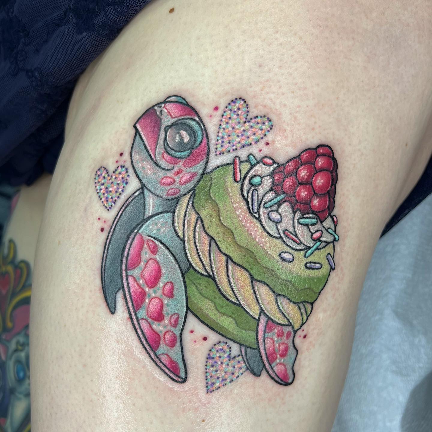 Tatuaje creativo de una tortuga marina