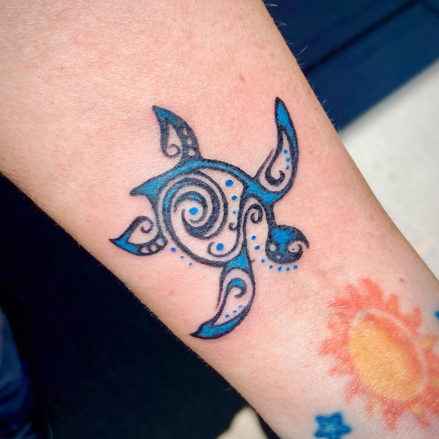 Tatuaje de tortuga marina tribal