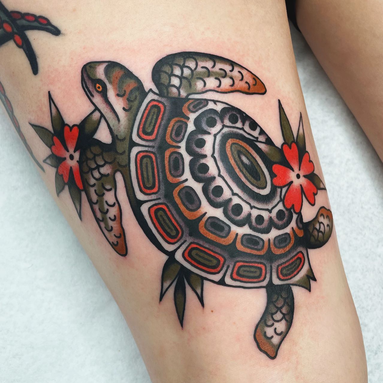 Tatuaje tradicional de tortuga marina