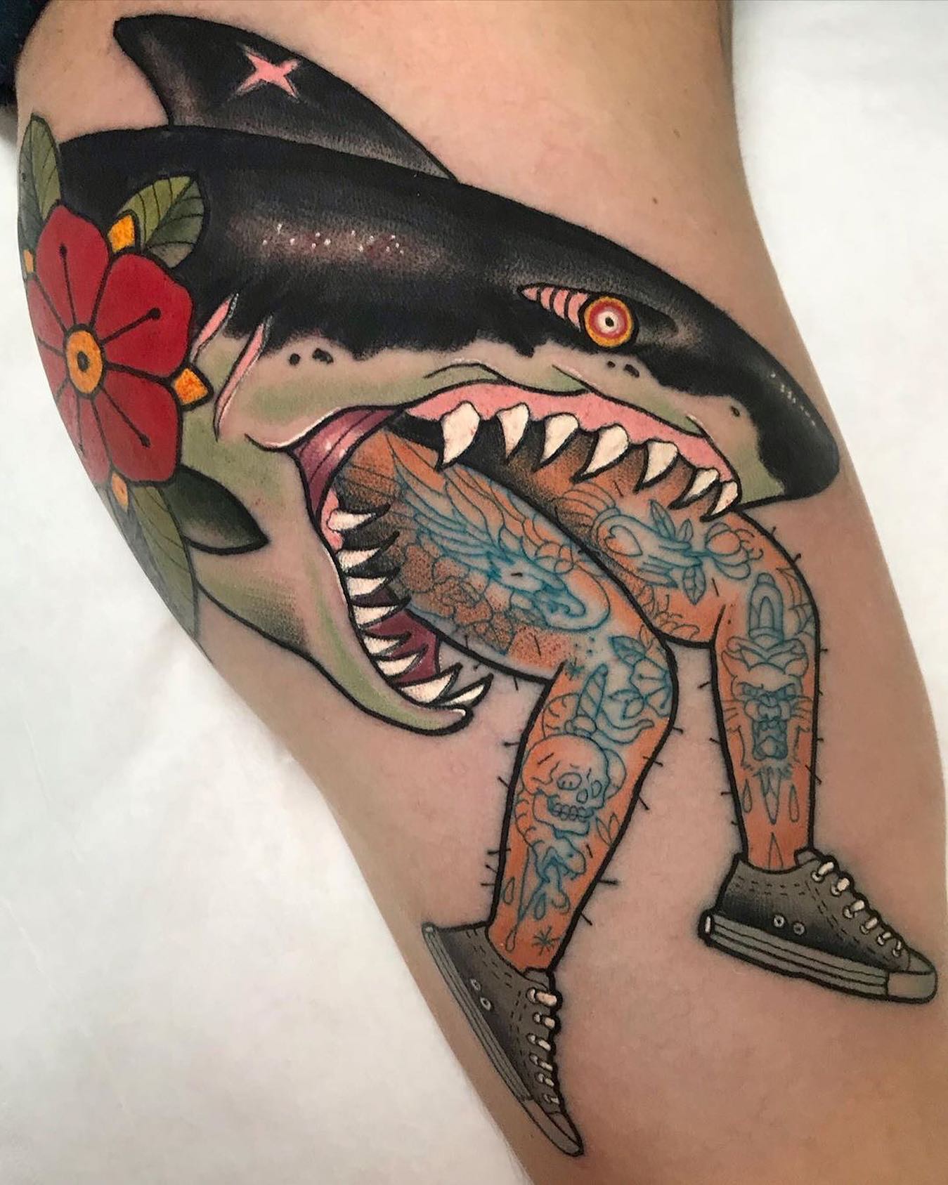 Tatuaje de Tiburón Bebé