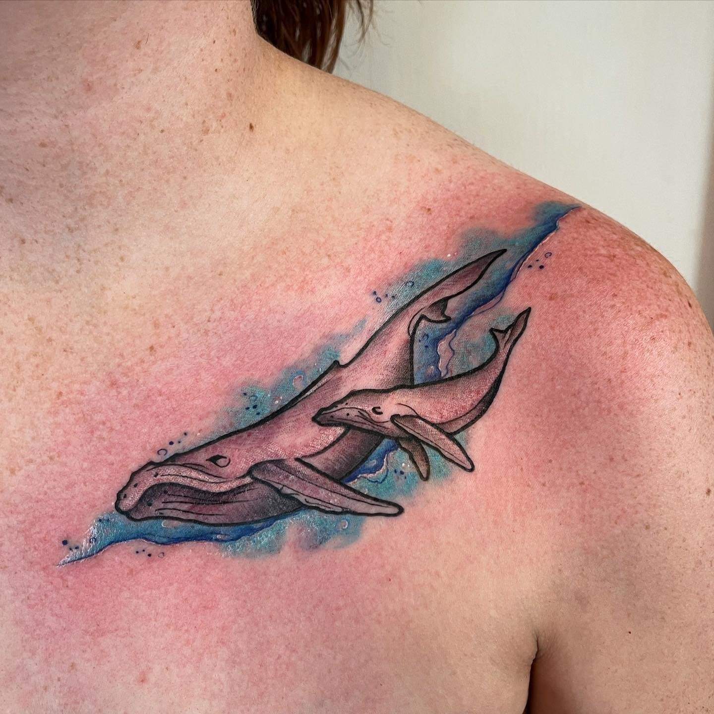 Tatuaje de clavícula de ballena