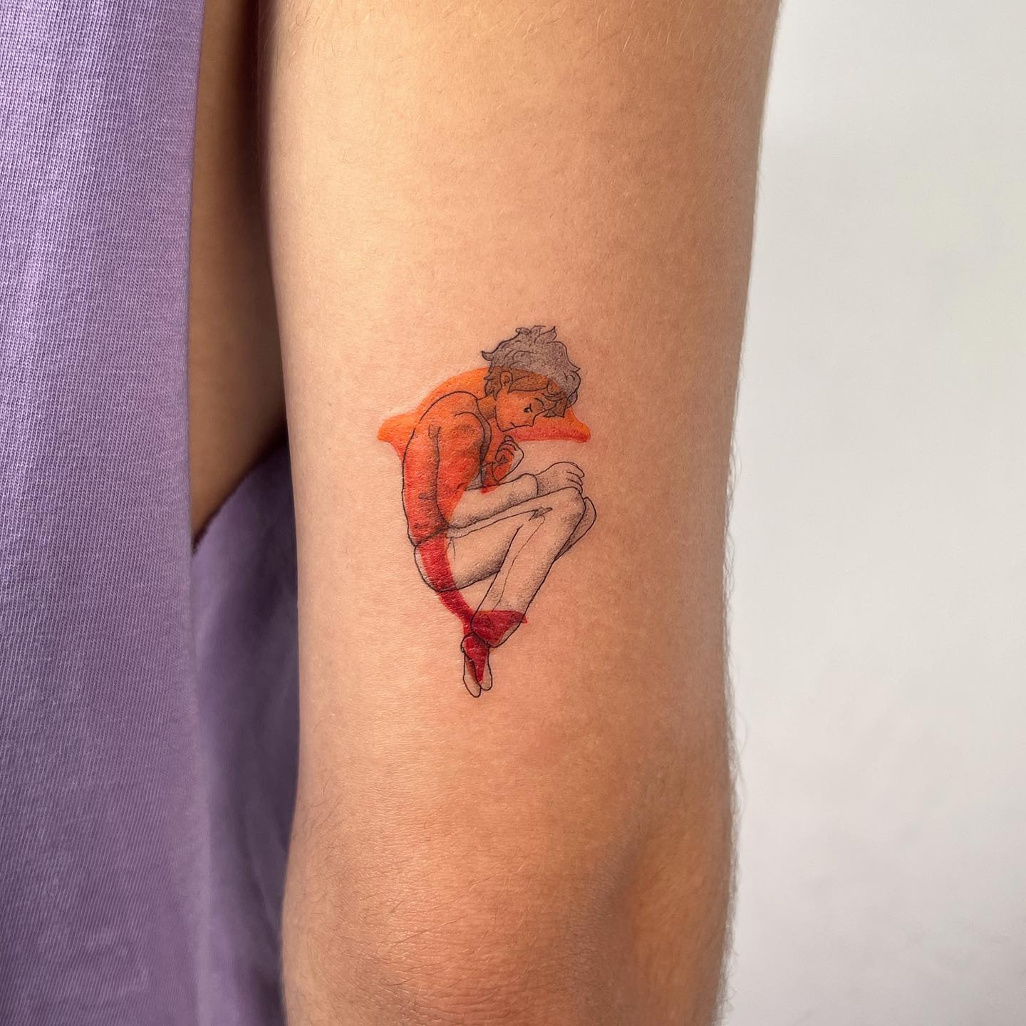 Tatuaje de Delfín Naranja