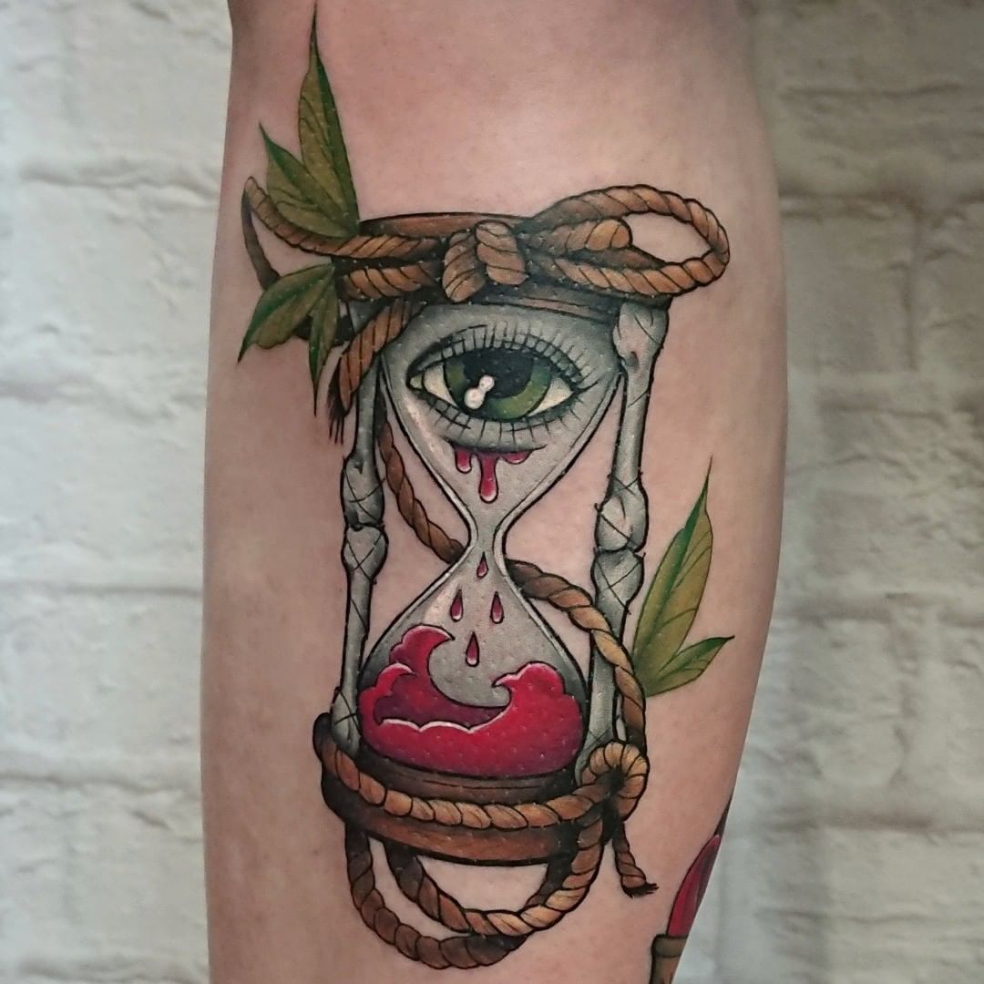 Tiempo Ticking Funky Tatuaje
