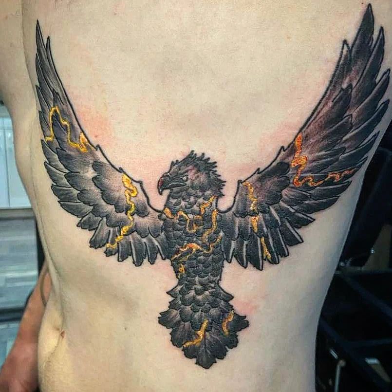 Tatuaje de costilla de águila