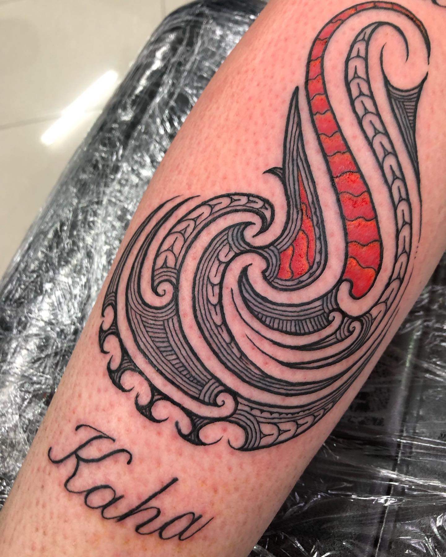 Tatuaje Maorí Rojo