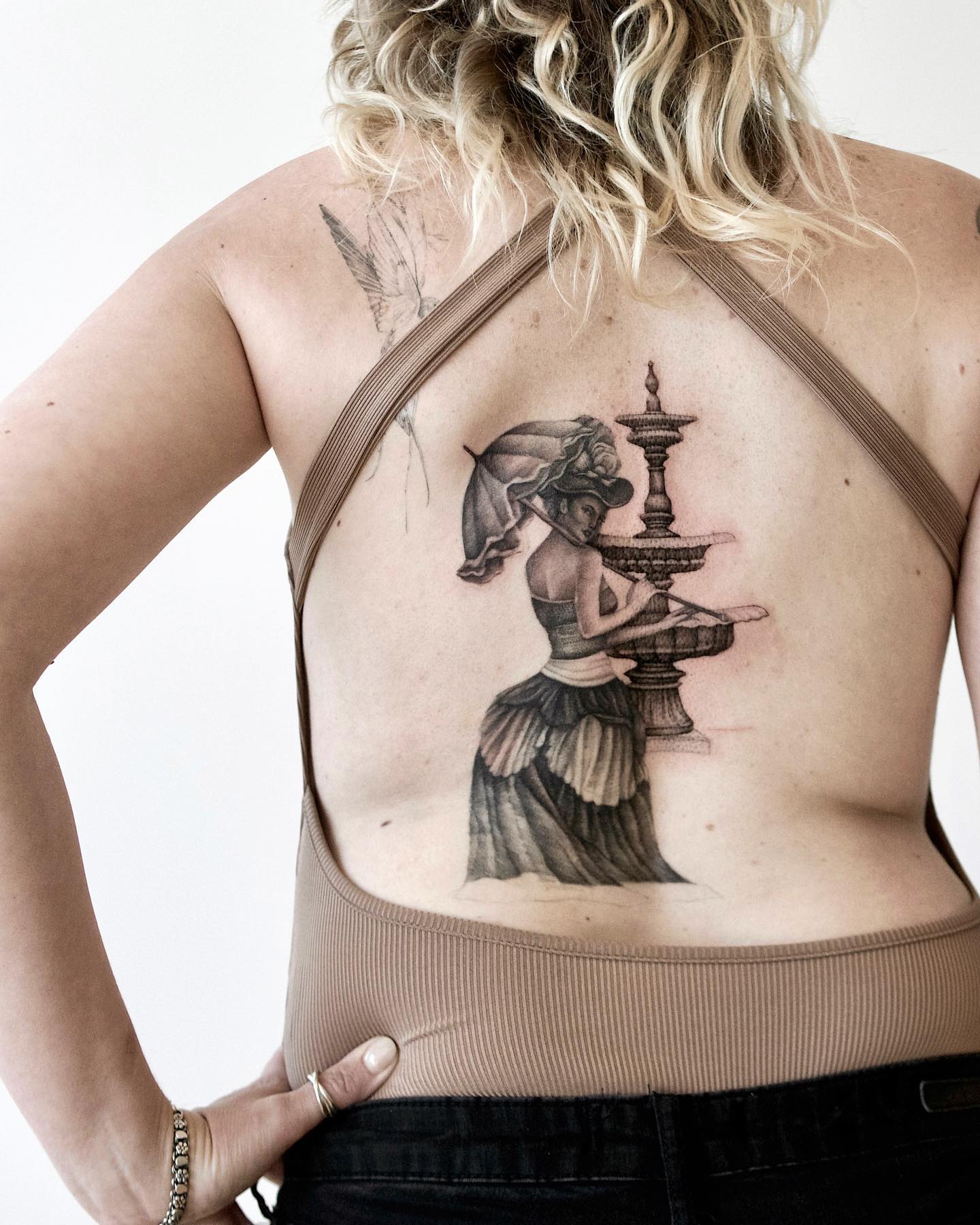 Arte abstracto Tatuaje de espalda