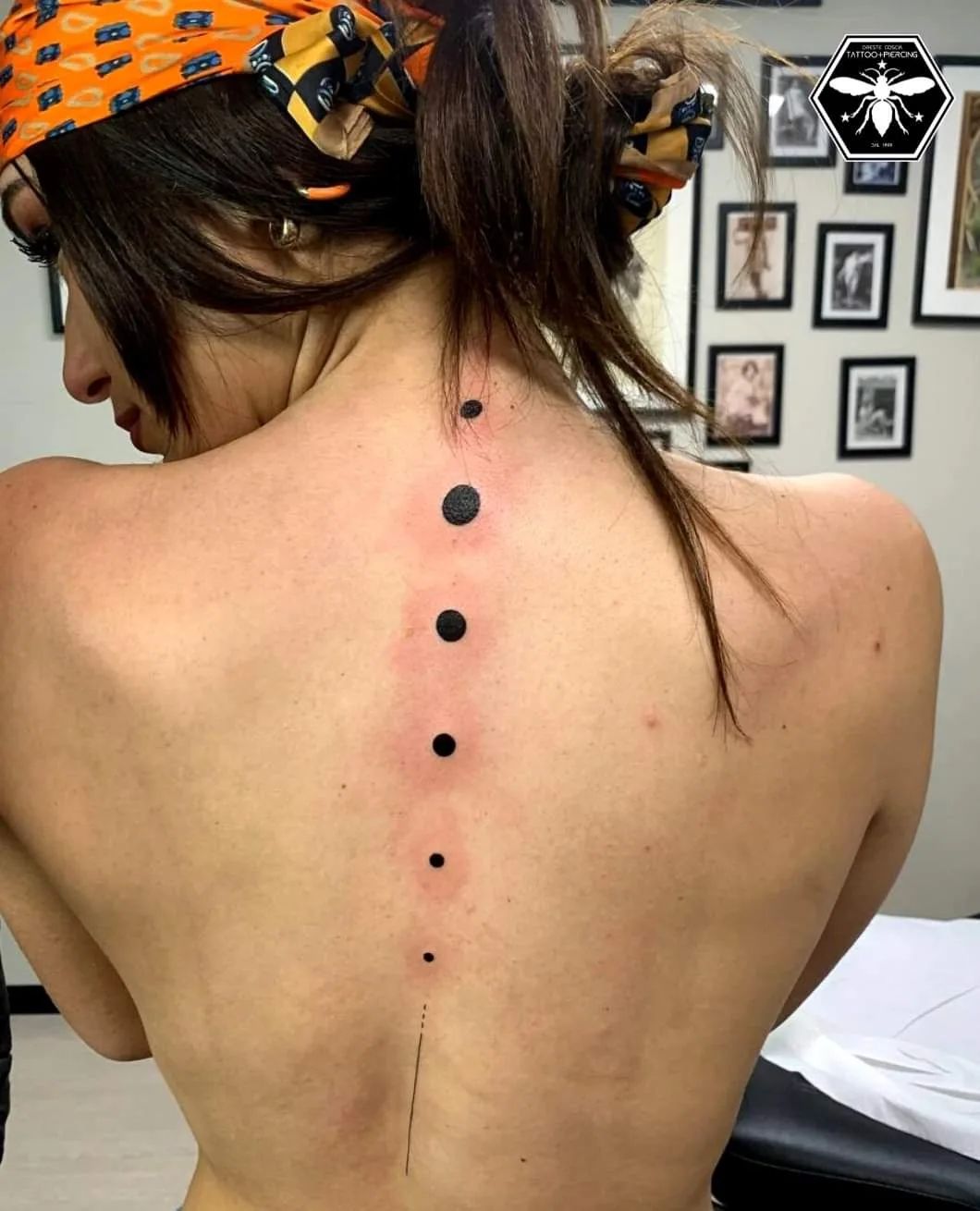 Fases de la Luna tatuaje en la espalda para mujeres