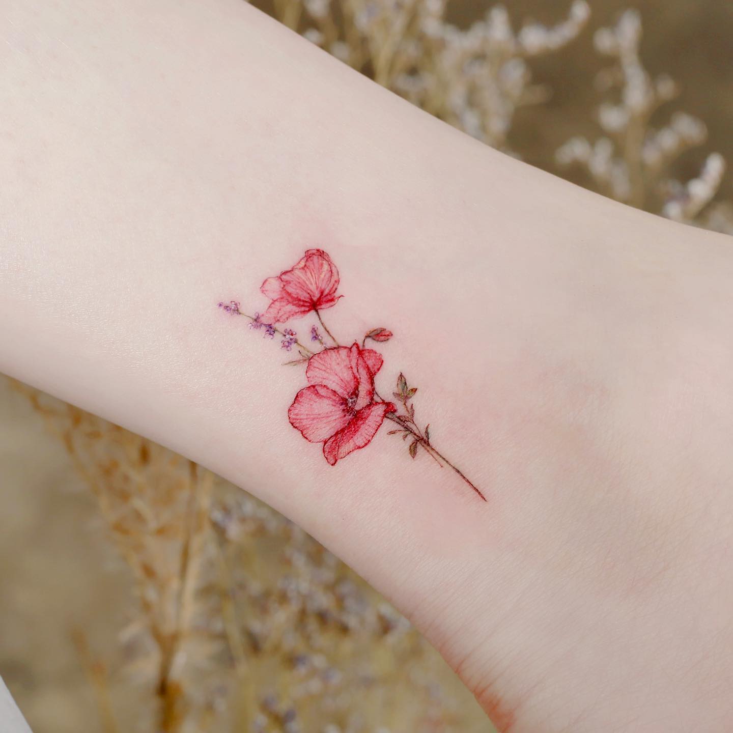 Tatuaje de Hortensia Roja