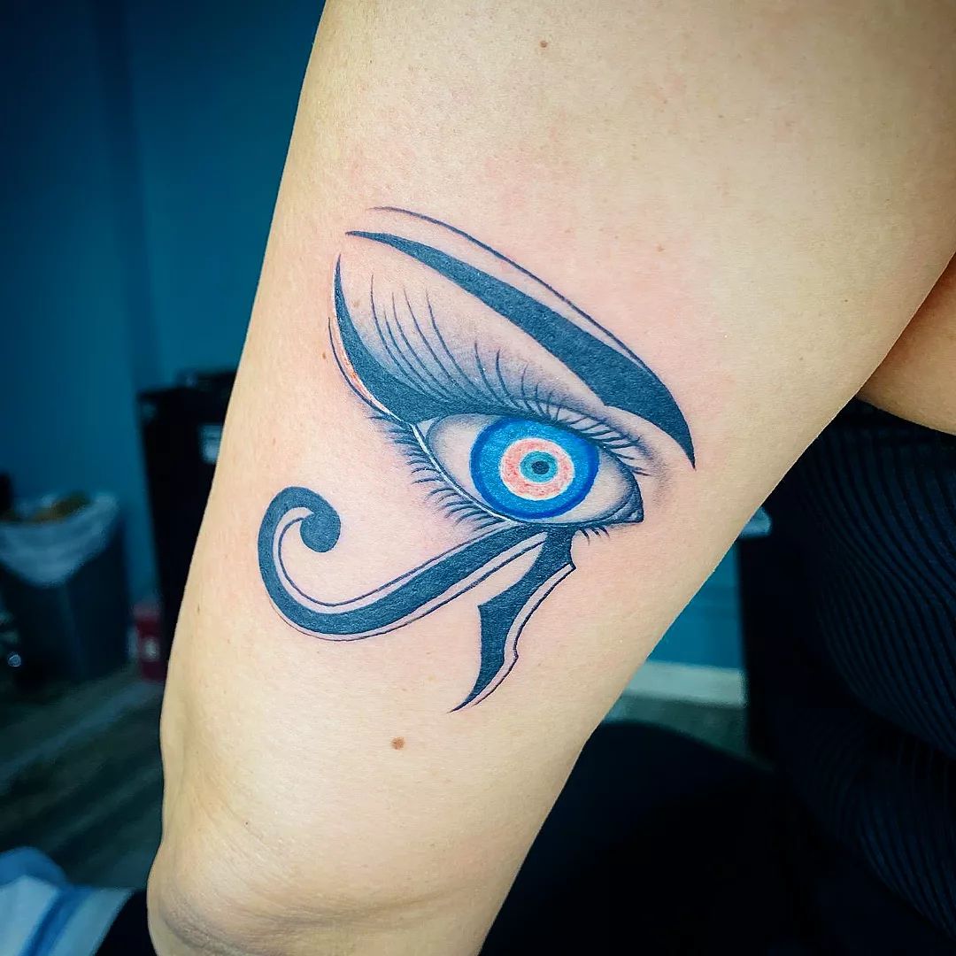 Tatuaje del Ojo Malvado Místico