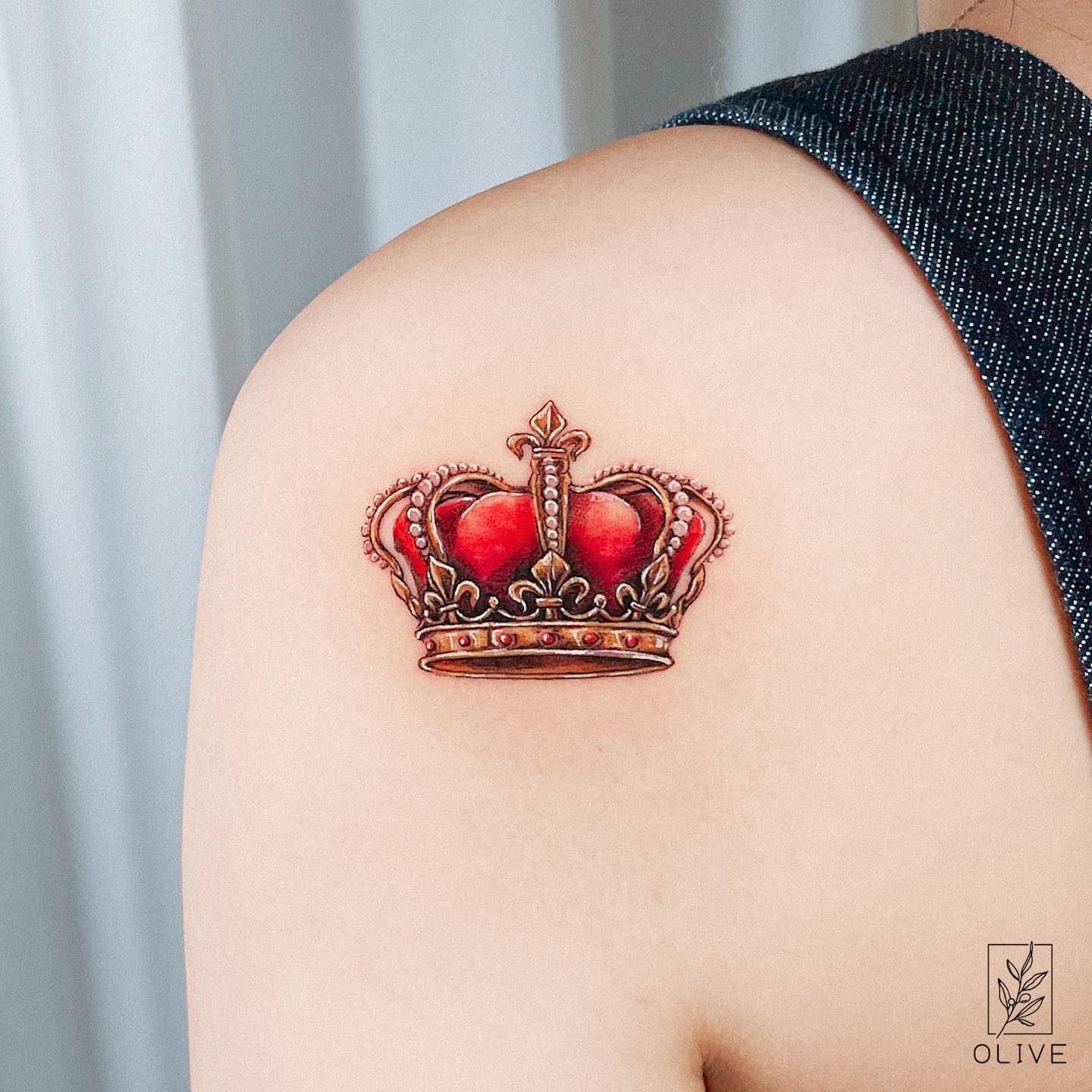 Tatuaje de Corona Roja