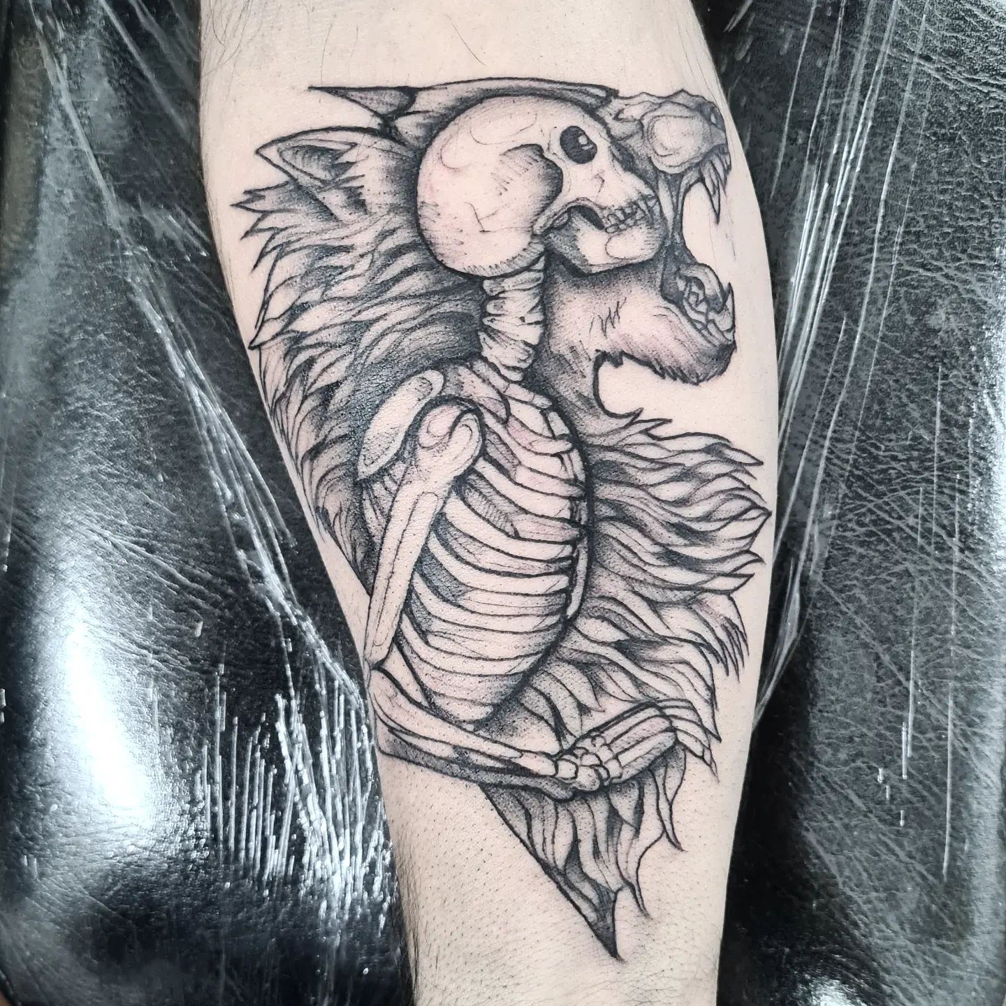 Tatuaje de Lobo de Calavera Aterrador