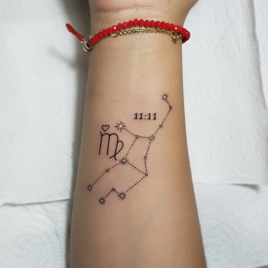 Tatuaje de Signo de Virgo y Constelación