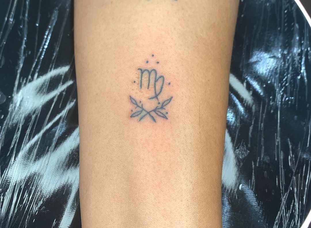 Tatuaje del signo de Virgo