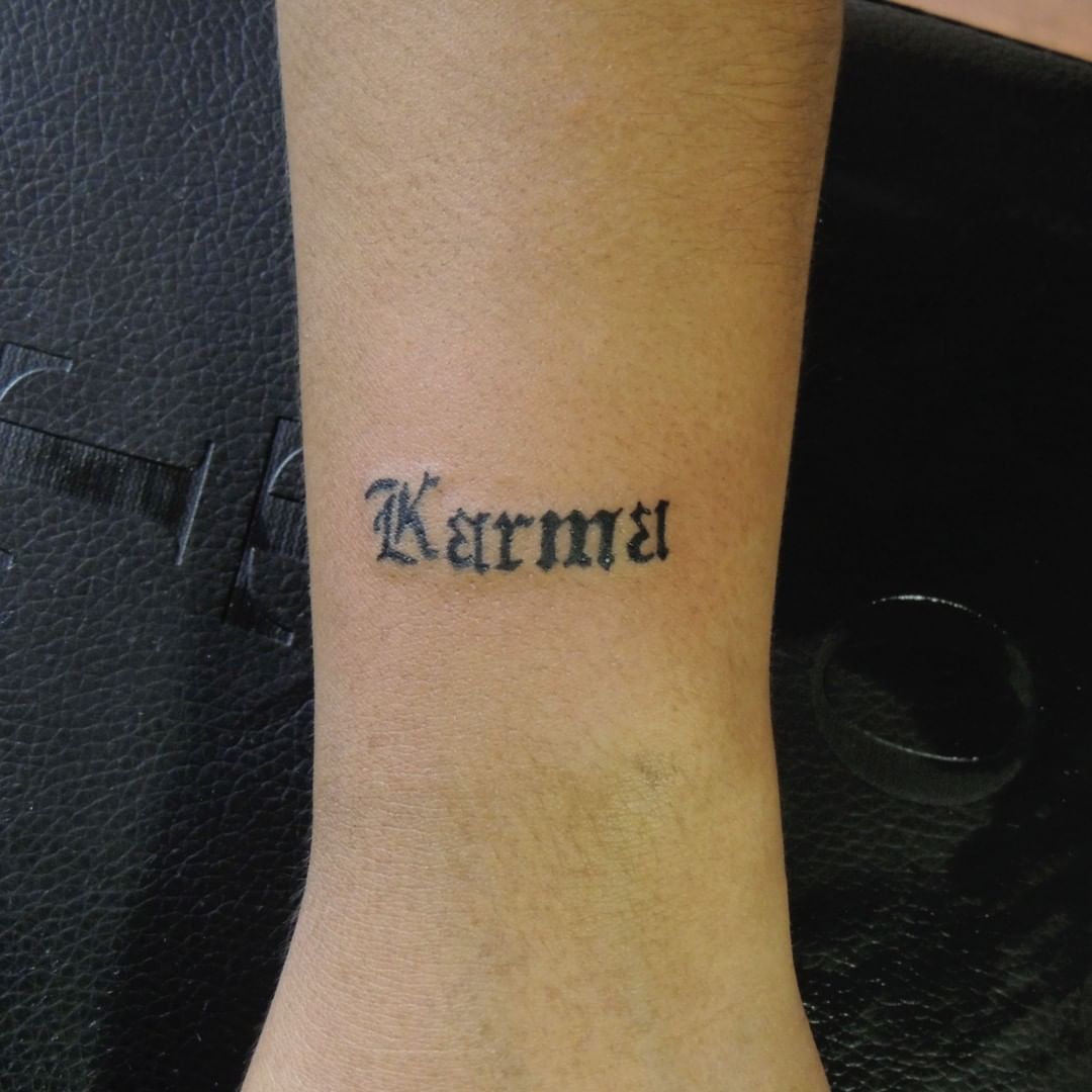 Karma Tatuaje de Una Palabra