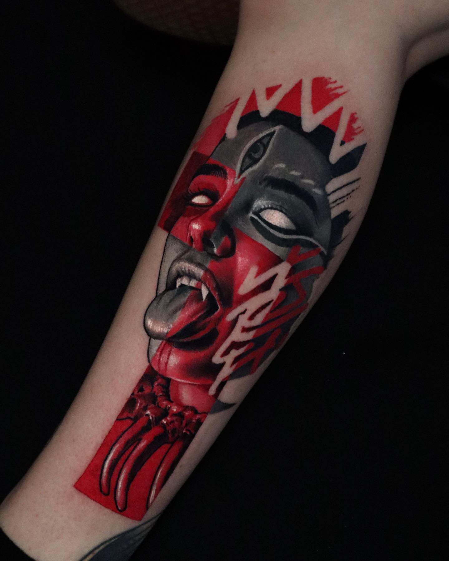 Tatuaje de Pierna de Terror
