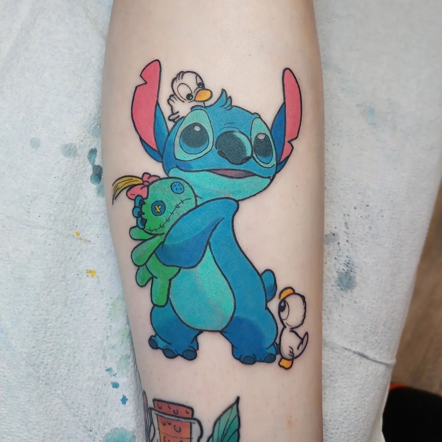 Tatuaje lindo de dibujo animado de Stitch