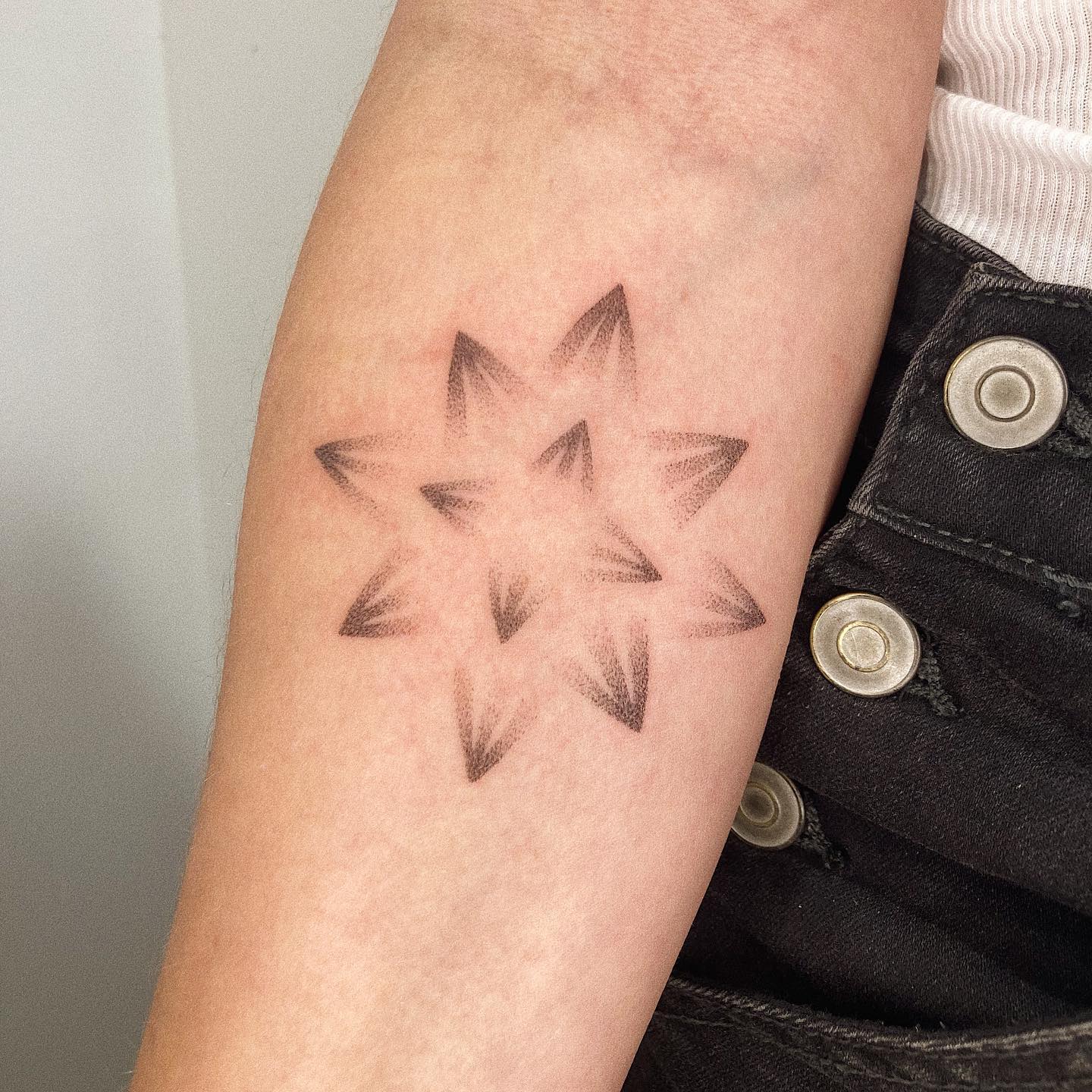 Tatuaje relámpago Starburst