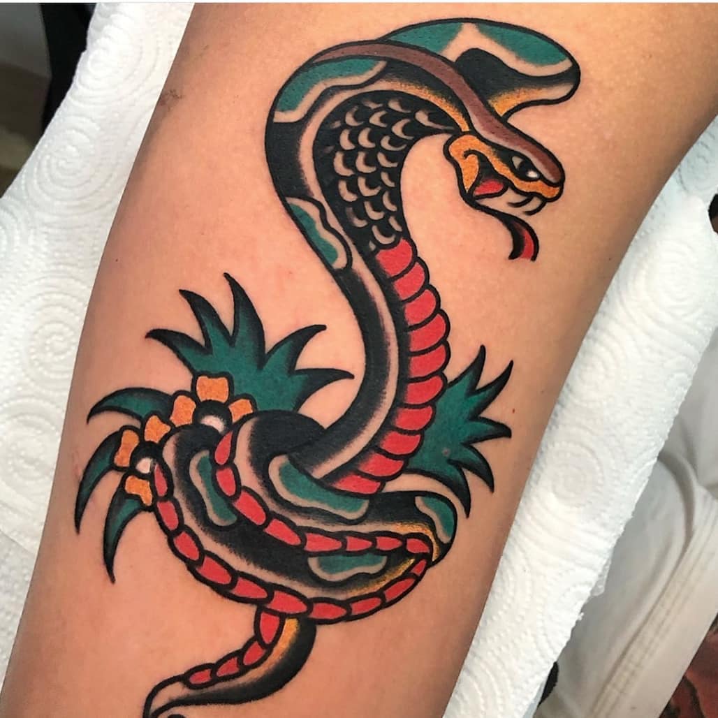 Tatuaje de serpiente acuarela colorido