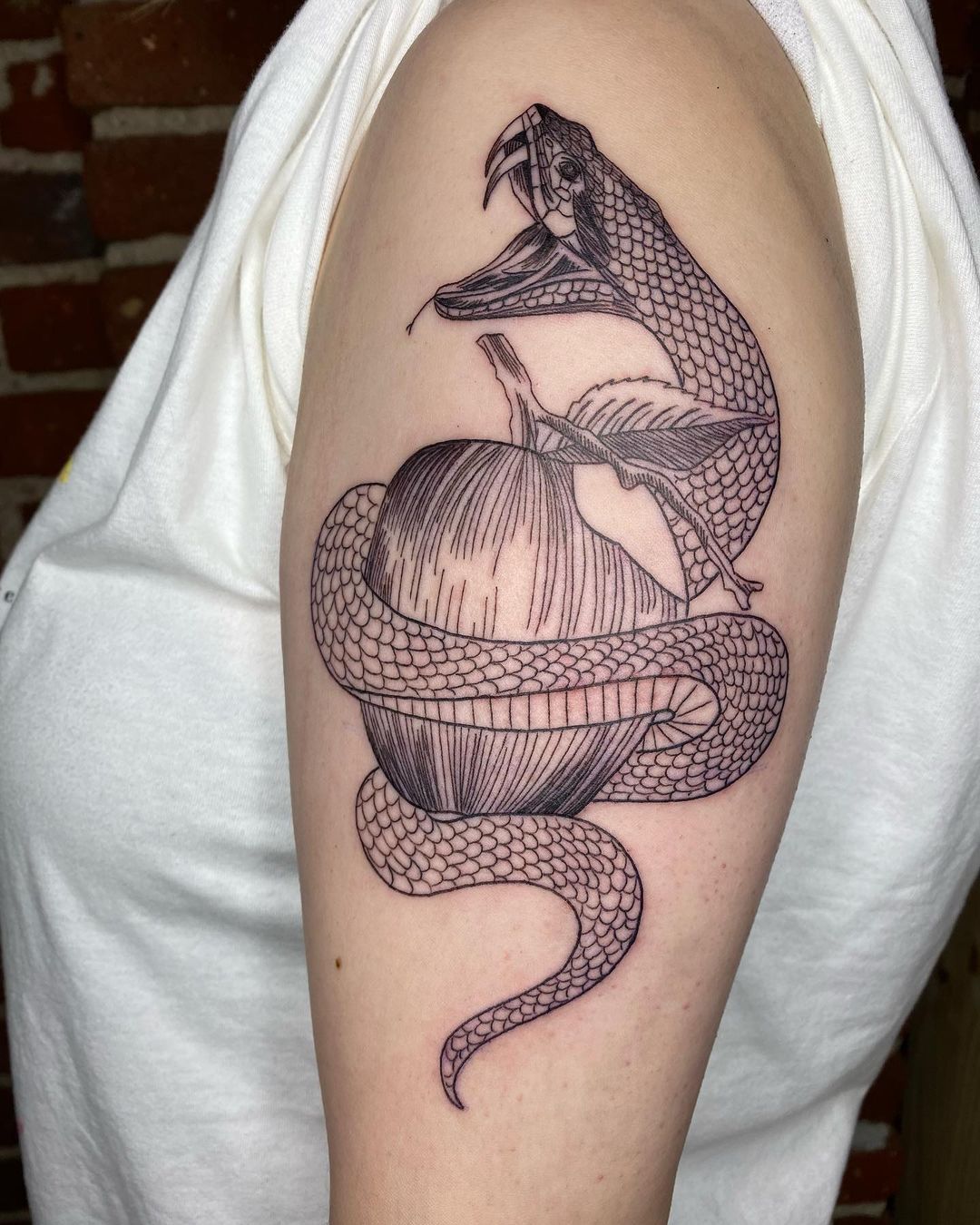 Tatuaje de serpiente de becerro