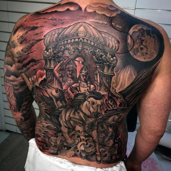 tatuaje interesante para hombre 77