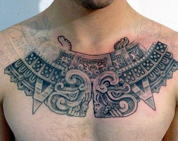 tatuajes aztecas en el pecho